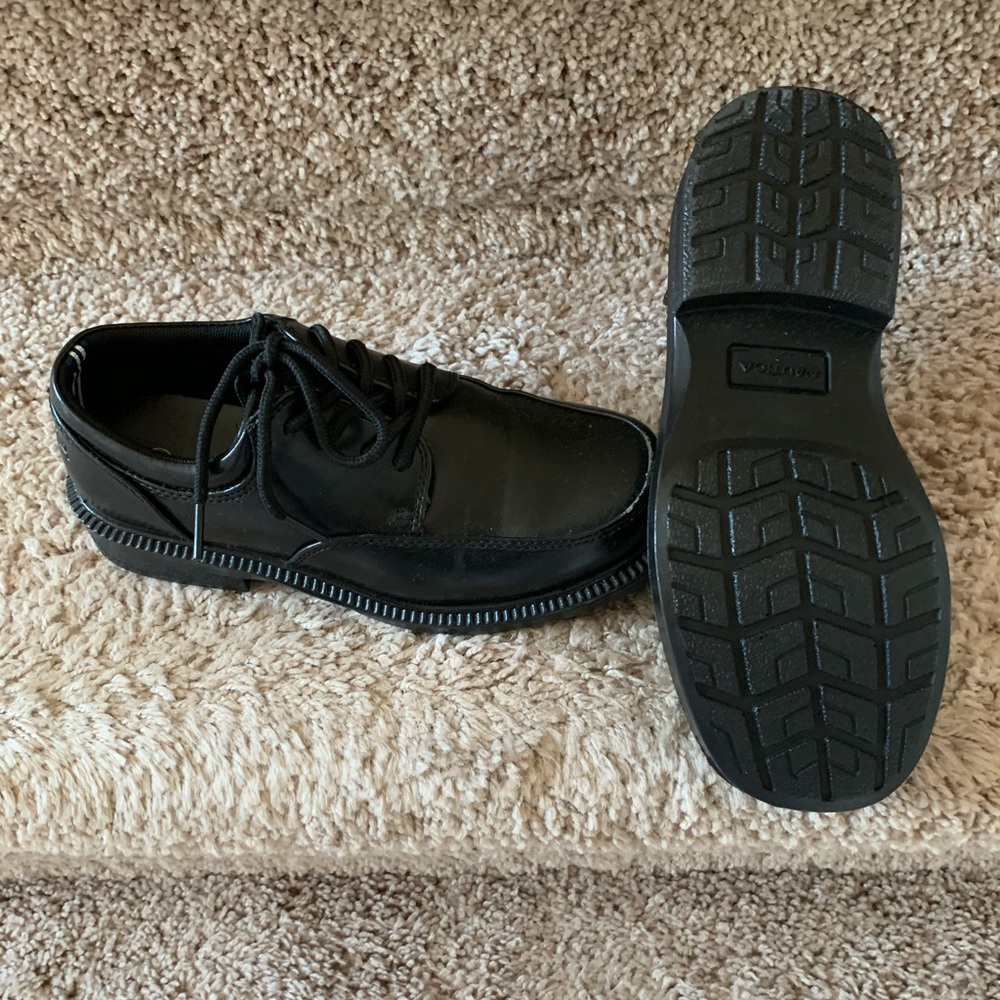 Nautica Gudden Little boy dress/school shoes